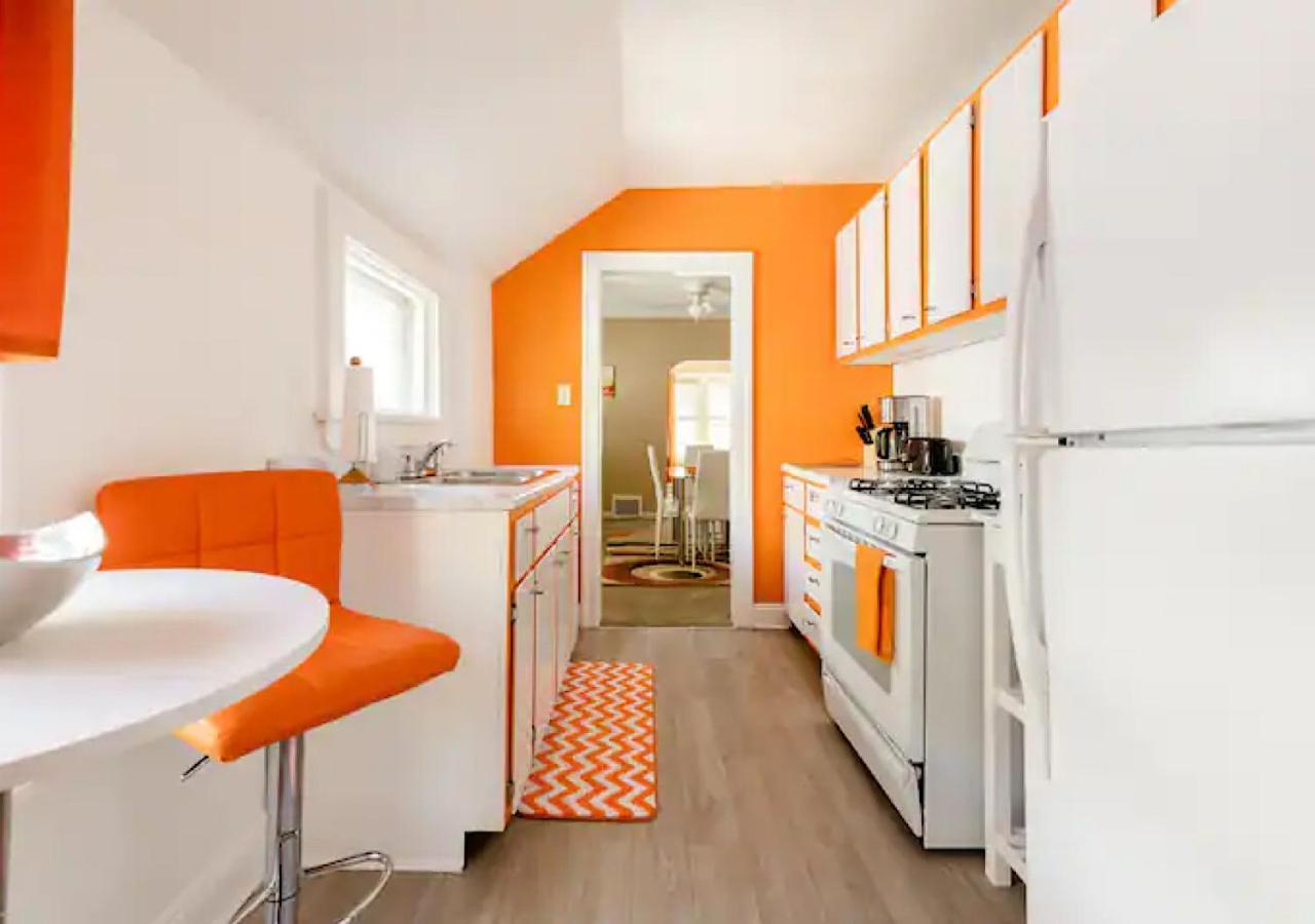 Villa La Naranja Retreat - Cozy Duplex Near Downtown With Parking, 300 Mb Wifi & Self Check In Cleveland Exterior foto